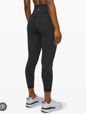 Lululemon in movement 25”